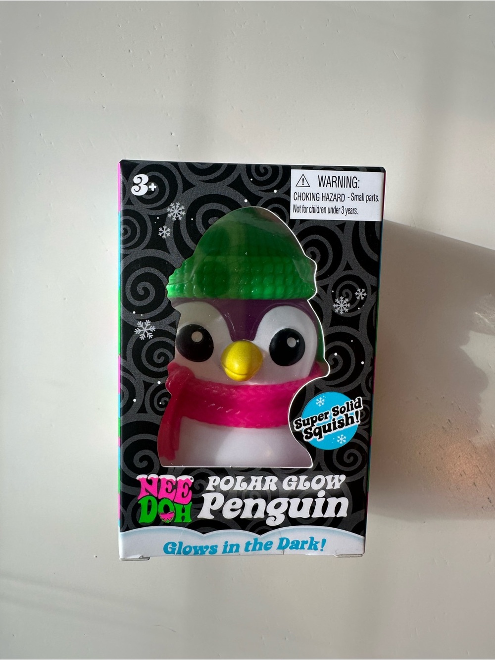 NeeDoh Polar Glow Penguin - Purple with green hat 🐧✨
